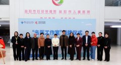 ����ʡ��ͯҽԺ����ҽ�����ң��仧�����и��ױ���Ժר���Ŷ�������ͯ������������